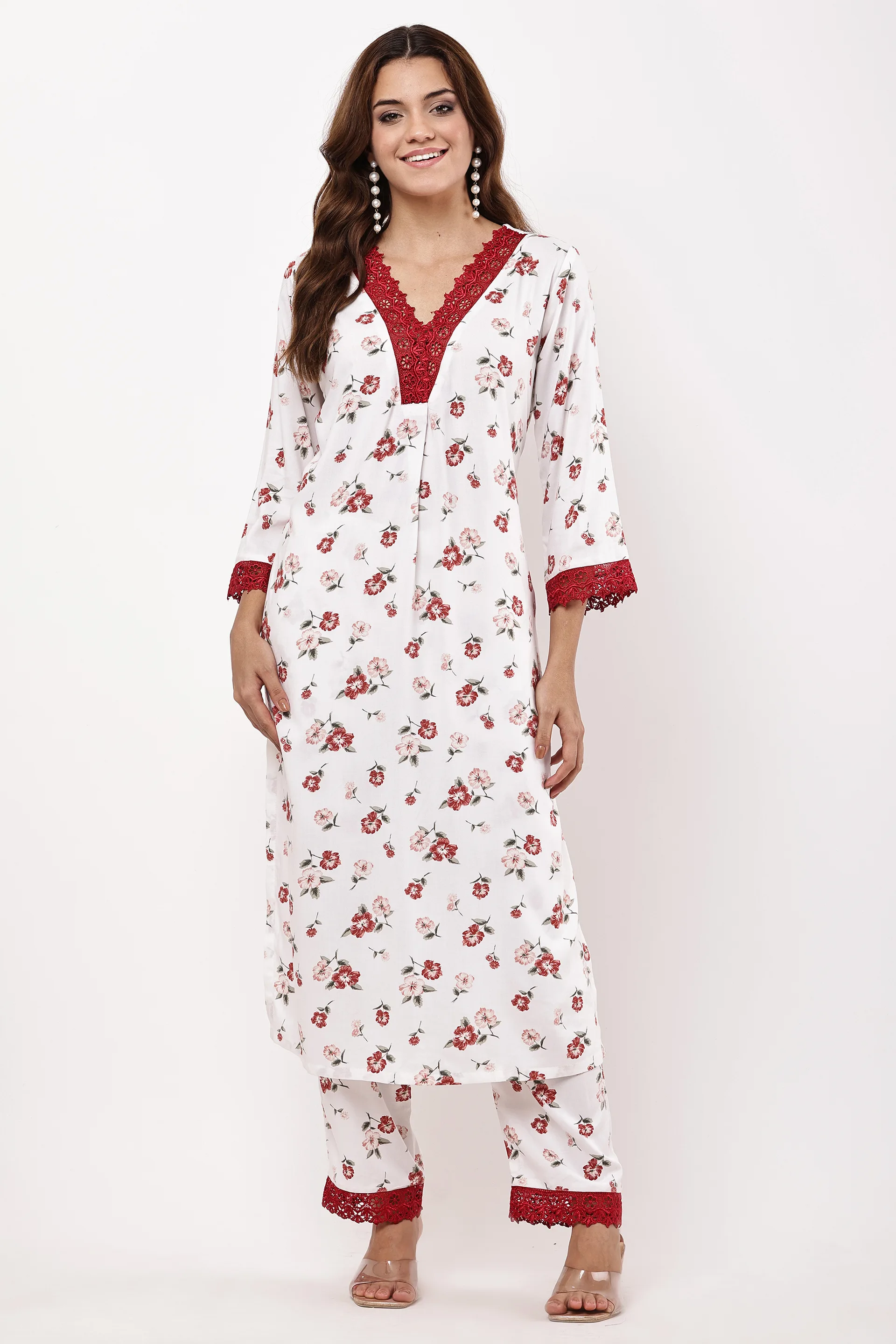 White & Red Floral Printed Kurta Suit Set with Chiffon Dupatta — view 3