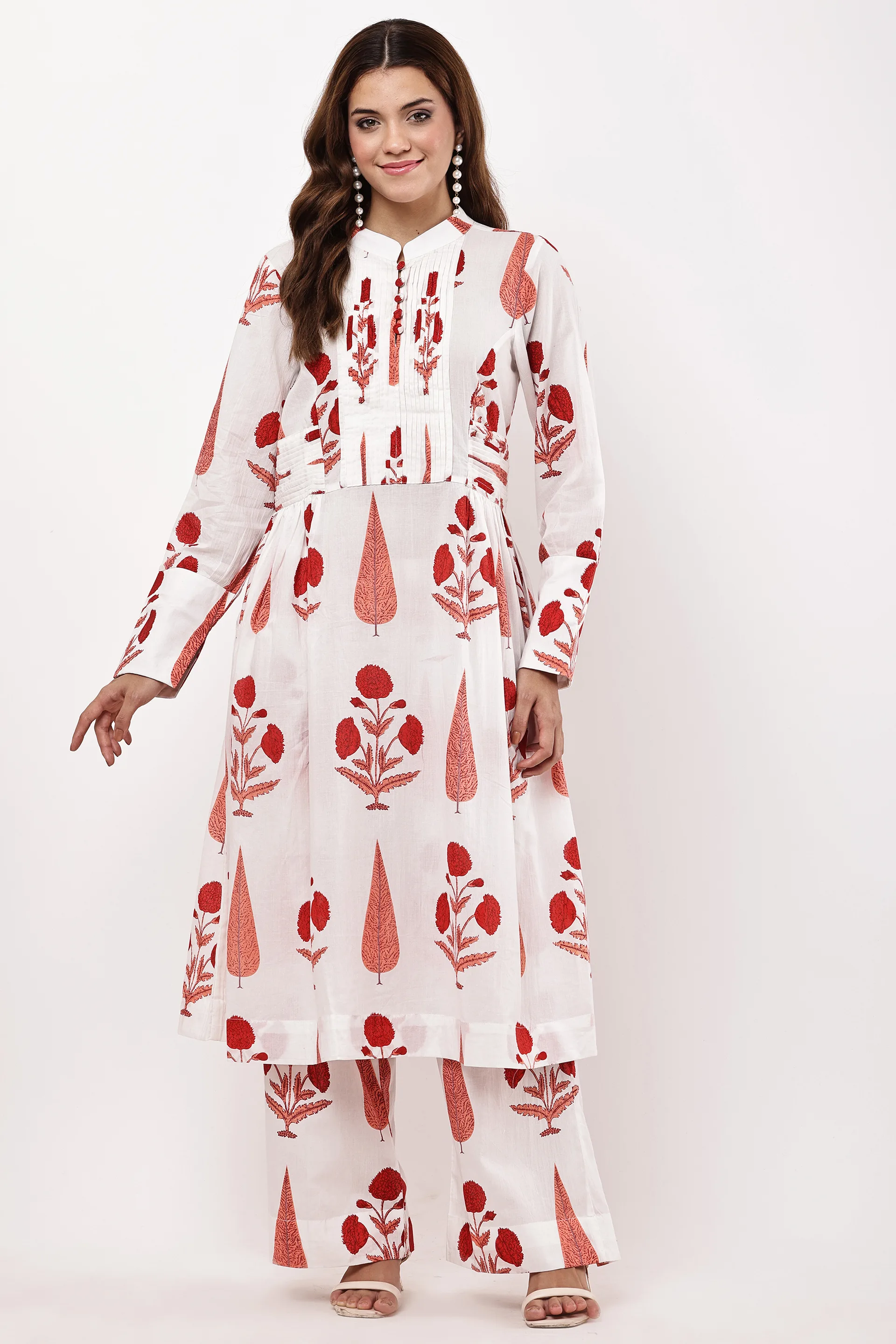 Women Off-White & Red Floral Printed A-Line Suit Set — view 4